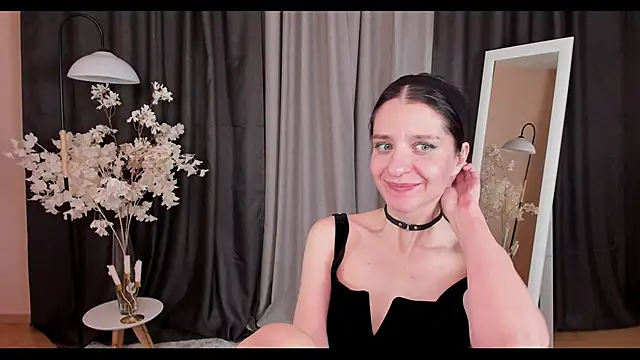 Snapshot of helentasty chatting on January 2025 03:33:01 PM helentasty online show from January 2025 03:33:01 PM