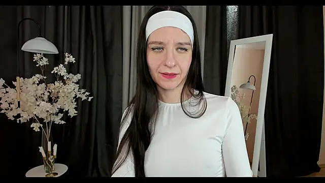 Snapshot of helentasty chatting on February 2025 06:48:01 AM helentasty online show from February 2025 06:48:01 AM