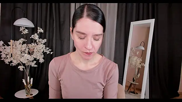 Snapshot of helentasty chatting on February 2025 03:42:01 AM helentasty online show from February 2025 03:42:01 AM