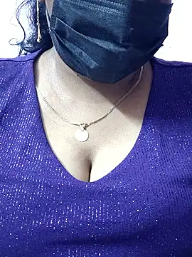 Snapshot of mallu-sumi chatting on February 2026 06:30:01 PM mallu-sumi online show from February 2026 06:30:01 PM