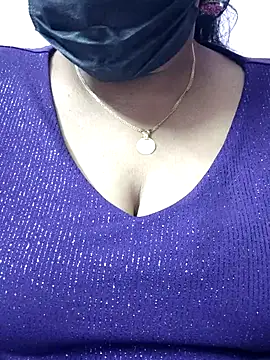 Snapshot of mallu-sumi chatting on February 2026 05:43:02 PM mallu-sumi online show from February 2026 05:43:02 PM