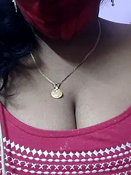 Snapshot of mallu-sumi chatting on February 2026 05:57:02 PM mallu-sumi online show from February 2026 05:57:02 PM