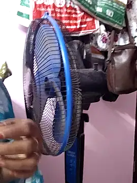 Snapshot of mallu-sumi chatting on March 2026 06:36:01 PM mallu-sumi online show from March 2026 06:36:01 PM