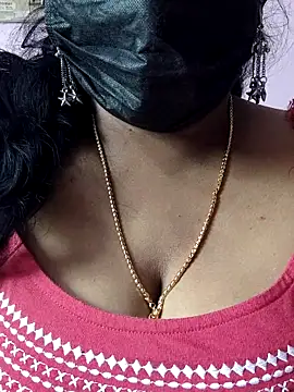 Snapshot of mallu-sumi chatting on March 2026 04:17:02 AM mallu-sumi online show from March 2026 04:17:02 AM