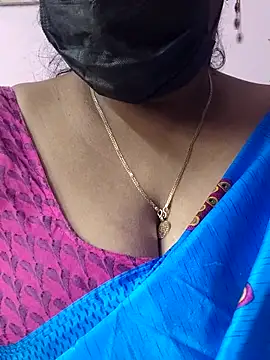 Snapshot of mallu-sumi chatting on April 2026 03:15:02 AM mallu-sumi online show from April 2026 03:15:02 AM