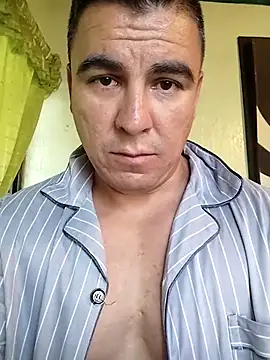 Snapshot of caramelodechile chatting on March 2025 03:17:02 PM caramelodechile online show from March 2025 03:17:02 PM