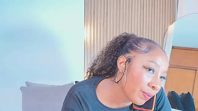 Krystal cambell1 online show from March 2025 08:40:01 PM