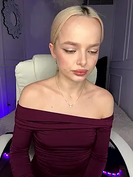 horny blondiee online show from January 2026 05:38:01 PM