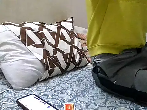 Snapshot of wknows2 chatting on December 2025 05:31:01 PM wknows2 online show from December 2025 05:31:01 PM