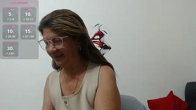 Snapshot of Aranza-Queen chatting on October 2025 02:17:02 PM Aranza-Queen online show from October 2025 02:17:02 PM