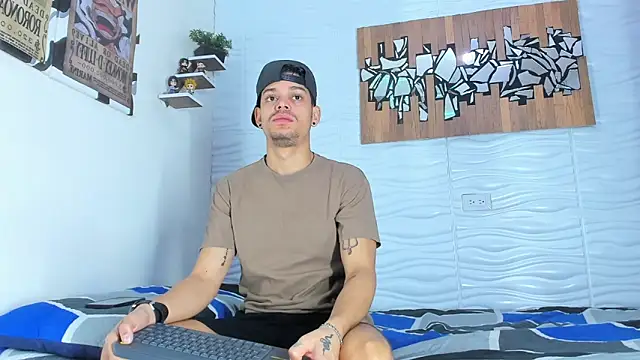 Snapshot of Friendsofeverything_ chatting on September 2025 02:32:01 PM Friendsofeverything online show from September 2025 02:32:01 PM