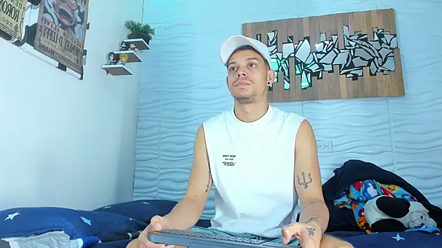 Snapshot of Friendsofeverything_ chatting on October 2025 02:04:01 PM Friendsofeverything online show from October 2025 02:04:01 PM