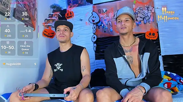 Snapshot of Friendsofeverything_ chatting on October 2025 12:44:01 AM Friendsofeverything online show from October 2025 12:44:01 AM