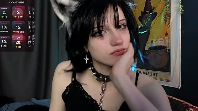 Snapshot of dark_vamp_ chatting on December 2024 03:30:01 AM dark vamp online show from December 2024 03:30:01 AM