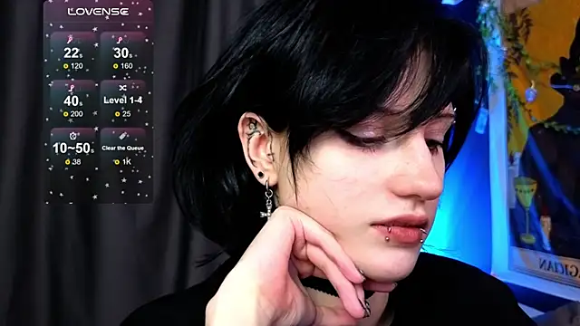 Snapshot of dark_vamp_ chatting on December 2024 12:24:01 AM dark vamp online show from December 2024 12:24:01 AM