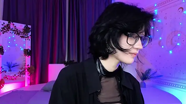 Snapshot of dark_vamp_ chatting on December 2024 09:09:02 PM dark vamp online show from December 2024 09:09:02 PM