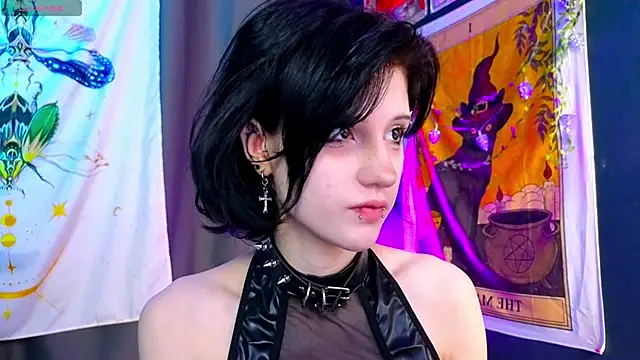 Snapshot of dark_vamp_ chatting on December 2024 08:58:01 PM dark vamp online show from December 2024 08:58:01 PM