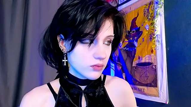 Snapshot of dark_vamp_ chatting on December 2024 08:58:02 PM dark vamp online show from December 2024 08:58:02 PM