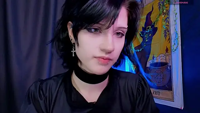 Snapshot of dark_vamp_ chatting on January 2025 09:15:02 PM dark vamp online show from January 2025 09:15:02 PM