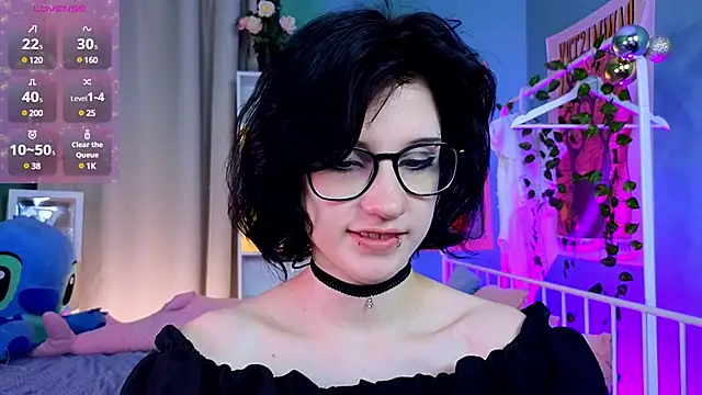 Snapshot of dark_vamp_ chatting on January 2025 05:23:01 PM dark vamp online show from January 2025 05:23:01 PM