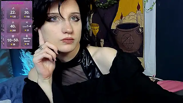 Snapshot of dark_vamp_ chatting on January 2025 03:43:01 PM dark vamp online show from January 2025 03:43:01 PM