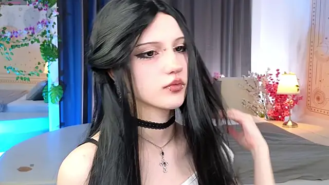 Snapshot of dark_vamp_ chatting on March 2025 01:17:01 PM dark vamp online show from March 2025 01:17:01 PM