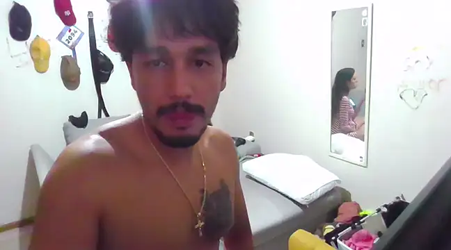 Snapshot of Ginessy chatting on February 2025 05:58:01 AM Ginessy online show from February 2025 05:58:01 AM