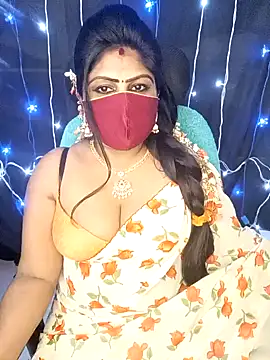 Snapshot of honey-sexy chatting on December 2024 10:41:01 AM honey-sexy online show from December 2024 10:41:01 AM