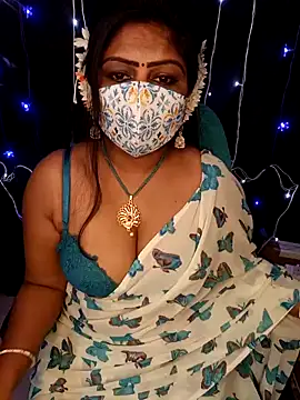 Snapshot of honey-sexy chatting on December 2024 09:41:01 AM honey-sexy online show from December 2024 09:41:01 AM