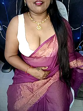 Snapshot of honey-sexy chatting on February 2025 06:54:01 AM honey-sexy online show from February 2025 06:54:01 AM