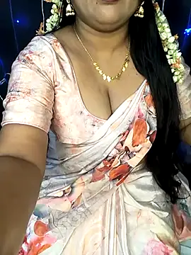 Snapshot of honey-sexy chatting on March 2025 07:22:02 AM honey-sexy online show from March 2025 07:22:02 AM