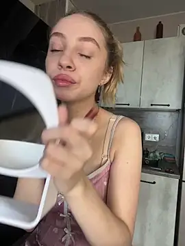 Kitty Katrine online show from May 2026 05:12:01 AM