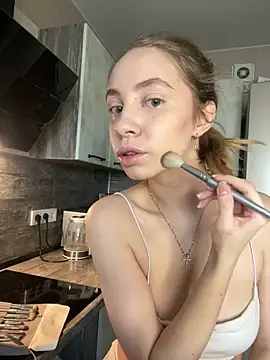 Kitty Katrine online show from May 2026 06:43:02 AM