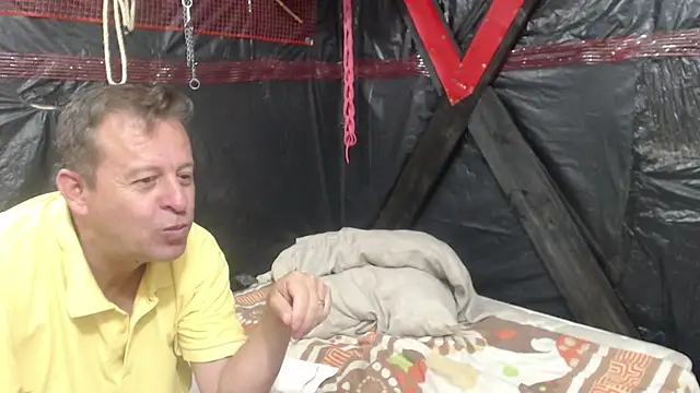 Snapshot of ZuriandAlex chatting on January 2025 04:18:02 AM ZuriandAlex online show from January 2025 04:18:02 AM