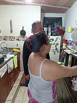 Snapshot of ZuriandAlex chatting on November 2025 01:25:02 AM ZuriandAlex online show from November 2025 01:25:02 AM