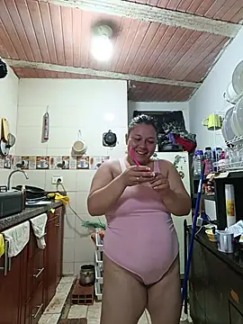 Snapshot of ZuriandAlex chatting on November 2025 03:01:02 AM ZuriandAlex online show from November 2025 03:01:02 AM