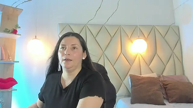 angelswets online show from May 2026 02:00:01 PM