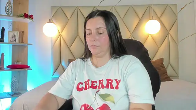 angelswets online show from June 2026 02:21:02 PM