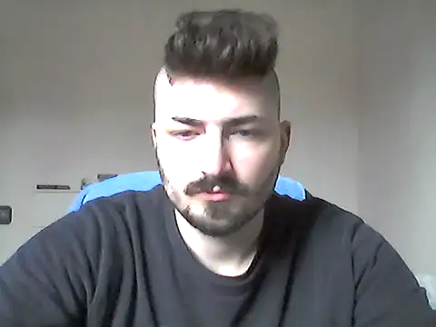 Snapshot of Hkl95555 chatting on October 2025 01:23:04 PM Hkl95555 online show from October 2025 01:23:04 PM