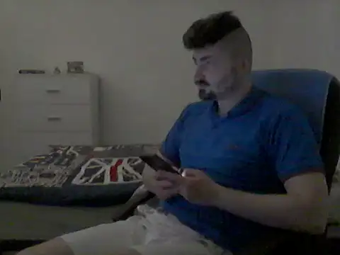 Snapshot of Hkl95555 chatting on October 2025 01:28:01 AM Hkl95555 online show from October 2025 01:28:01 AM