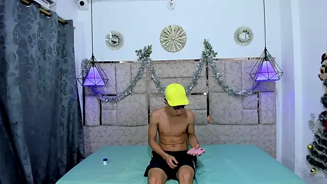 Snapshot of yez_hot_ggh chatting on December 2024 12:43:02 AM yez hot ggh online show from December 2024 12:43:02 AM