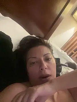 jessicag182 online show from October 2025 11:46:01 PM