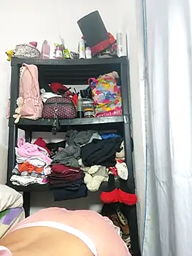 azulzulix online show from February 2025 03:45:02 AM