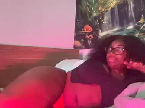 Snapshot of AveryJ99 chatting on March 2025 04:05:02 AM AveryJ99 online show from March 2025 04:05:02 AM