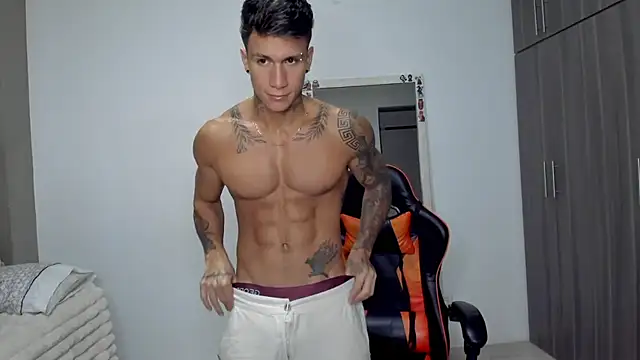 Snapshot of pettergrey1 chatting on February 2026 12:12:01 PM pettergrey1 online show from February 2026 12:12:01 PM