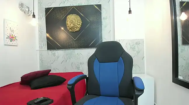 Snapshot of Erick_Zhimerman chatting on February 2025 04:04:01 AM Erick Zhimerman online show from February 2025 04:04:01 AM