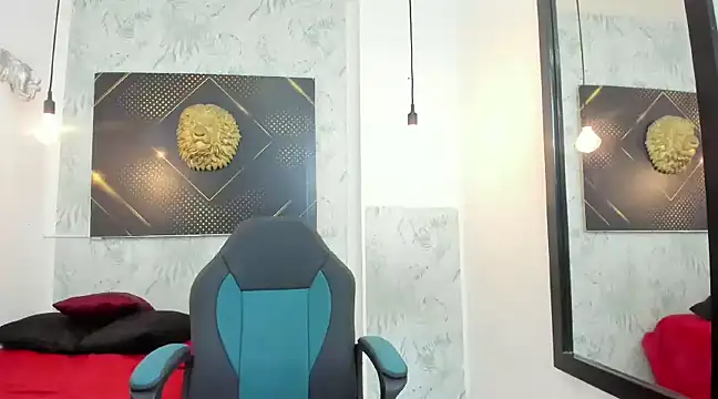 Snapshot of Erick_Zhimerman chatting on February 2025 06:28:01 AM Erick Zhimerman online show from February 2025 06:28:01 AM