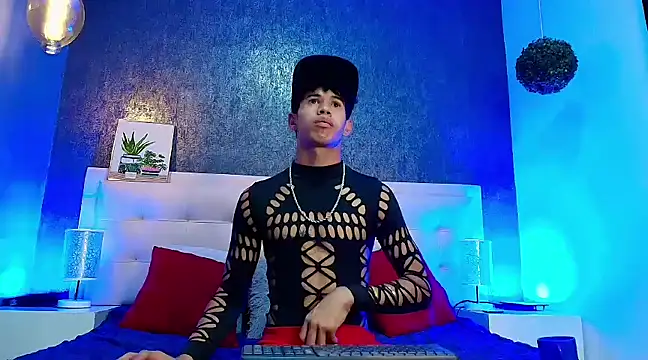 Snapshot of Erick_Zhimerman chatting on February 2025 06:27:02 AM Erick Zhimerman online show from February 2025 06:27:02 AM