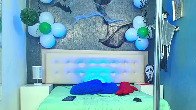 Snapshot of Erick_Zhimerman chatting on October 2025 03:47:02 AM Erick Zhimerman online show from October 2025 03:47:02 AM