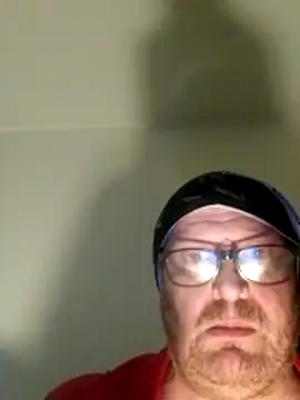 Freddyking146f online show from February 2026 06:17:01 PM